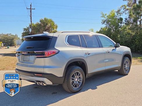 New 2026 GMC Acadia Elevation AWD/4WD image 4