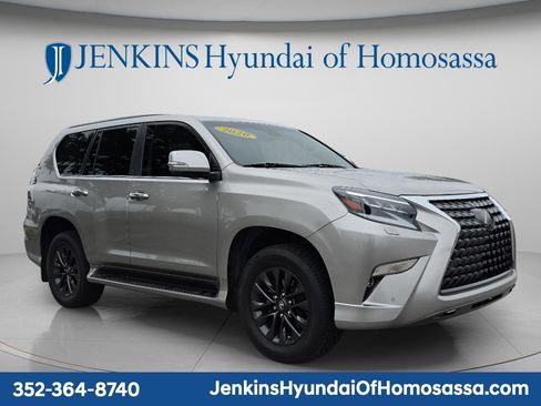 Used 2020 Lexus GX 460 Premium w/ Premium Package AWD/4WD image 2