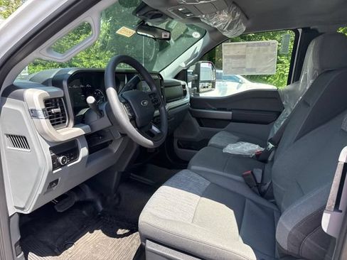 New 2026 Ford F250 XLT w/ Snow Plow Prep Package AWD/4WD image 11