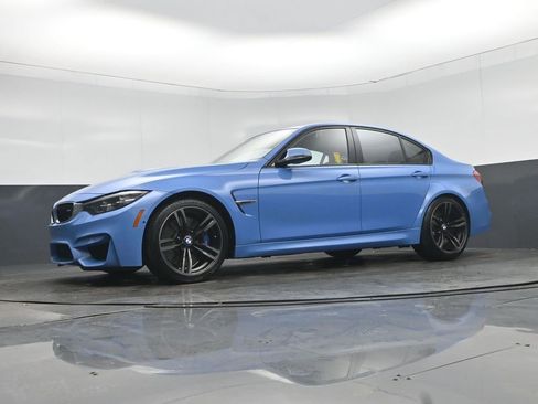 Used 2018 BMW M3 RWD image 53