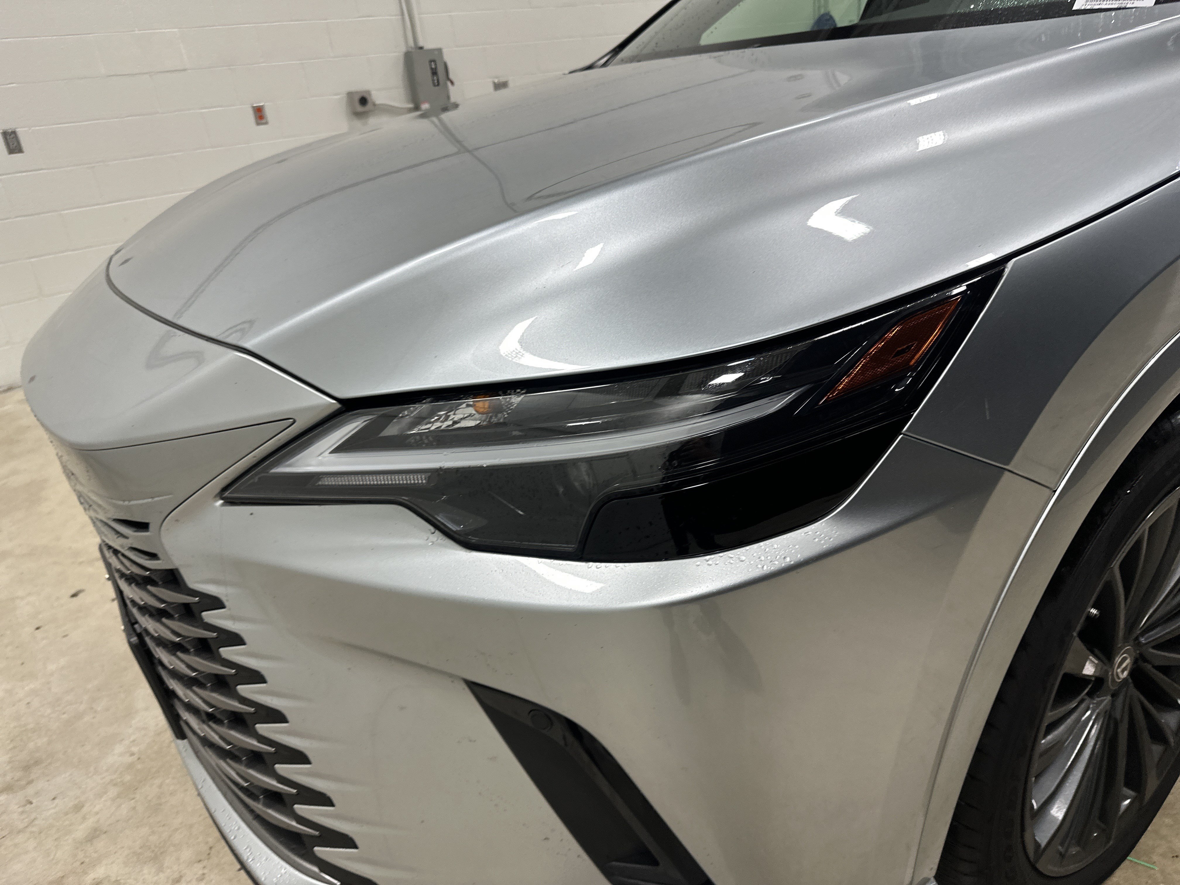 Certified 2025 Lexus RX 350h w/ Accessory Package (K3) AWD/4WD image 7