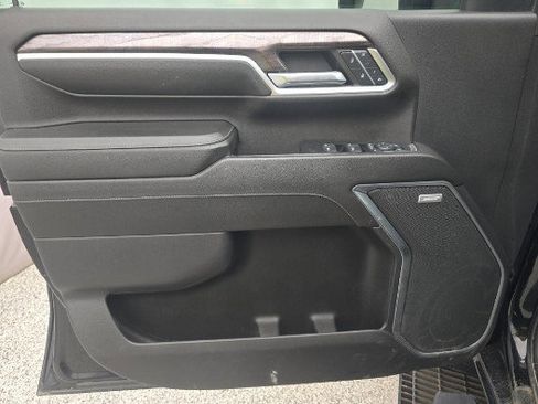 Used 2024 Chevrolet Silverado 2500 LTZ w/ LTZ Plus Package AWD/4WD image 13