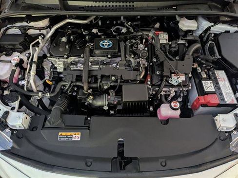 Used 2024 Toyota Corolla SE image 21