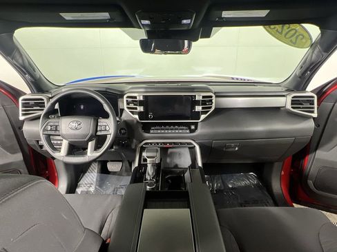 Used 2025 Toyota Sequoia SR5 image 21