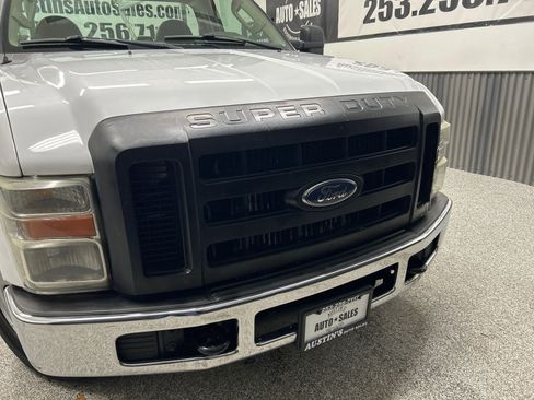 Used 2008 Ford F350 XL image 2