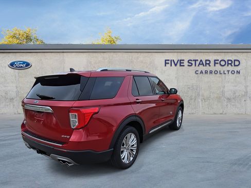 Used 2023 Ford Explorer King Ranch w/ Premium Technology Package image 8