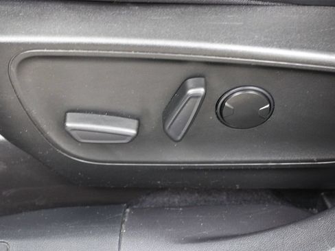 Used 2023 Ford Escape SE FWD image 19