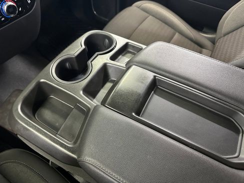 Used 2022 GMC Sierra 1500 Elevation image 13