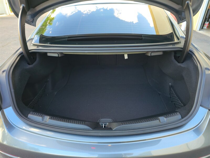 Used 2018 Mercedes-Benz E 400 Coupe image 32