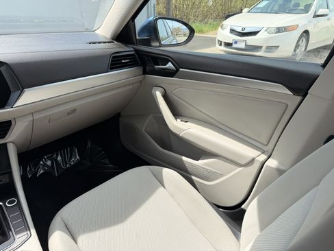 Used 2019 Volkswagen Jetta S FWD image 19
