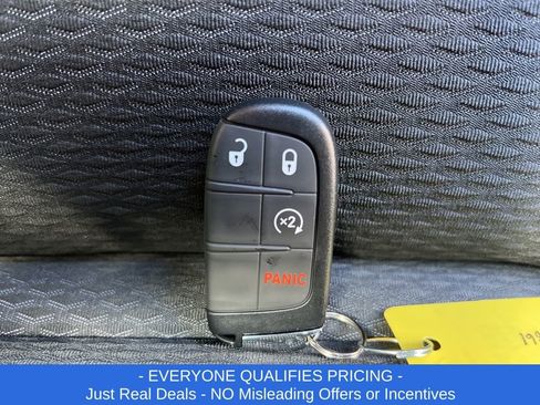 New 2026 Jeep Compass Latitude image 28