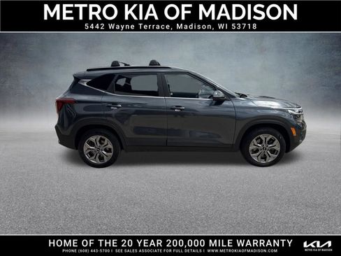 Used 2024 Kia Seltos S AWD/4WD image 7