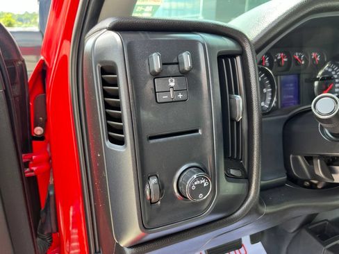 Used 2015 Chevrolet Silverado 2500 W/T w/ WT Convenience Package AWD/4WD image 7