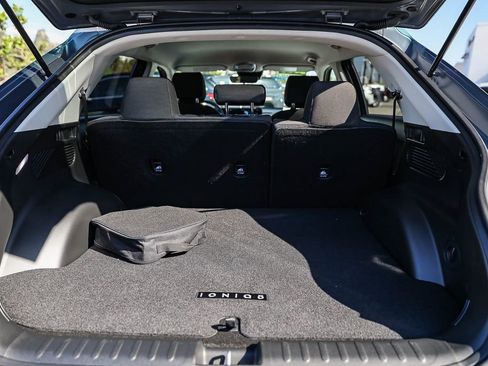 Certified 2026 Hyundai Ioniq 5 SE RWD image 25