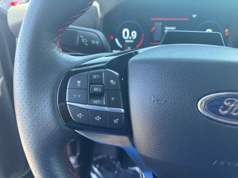 Used 2025 Ford Explorer ST-Line AWD/4WD image 13
