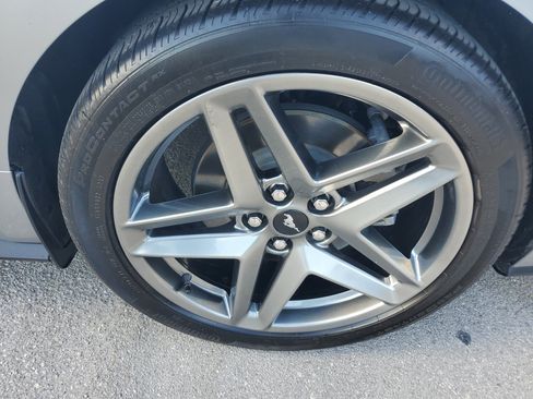 Used 2024 Ford Mustang Coupe image 26