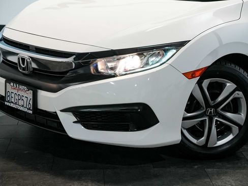Used 2018 Honda Civic LX image 10
