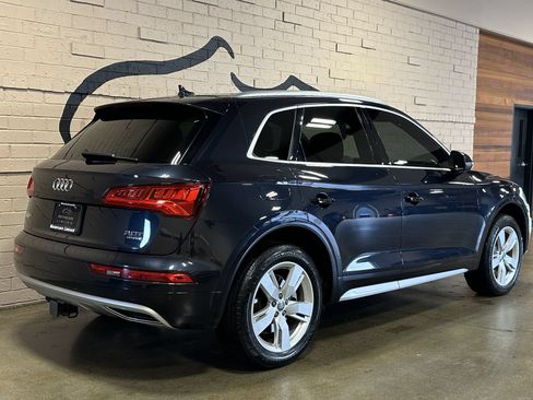 Used 2018 Audi Q5 2.0T Premium Plus w/ Premium Plus Package AWD/4WD image 4