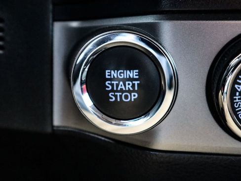 Used 2023 Toyota Tacoma SR5 w/ Technology Package image 23