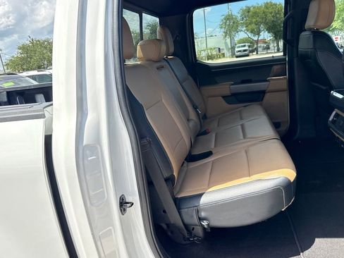 Used 2022 Ford F150 Lariat RWD image 24