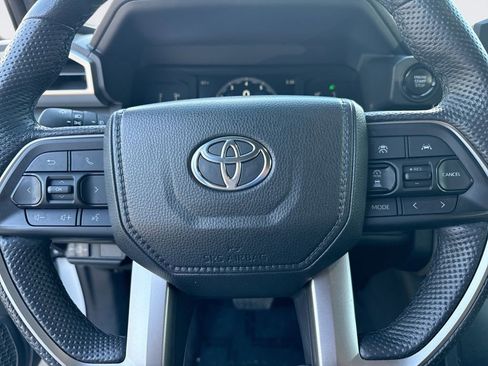 Used 2024 Toyota Tacoma SR5 AWD/4WD image 19