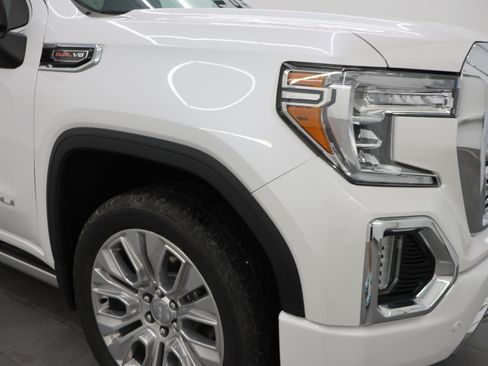 Used 2022 GMC Sierra 1500 Denali w/ Denali Premium Package AWD/4WD image 26