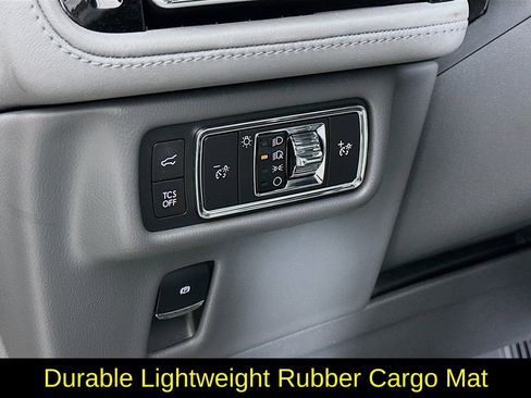 Used 2022 Lincoln Nautilus Reserve image 14