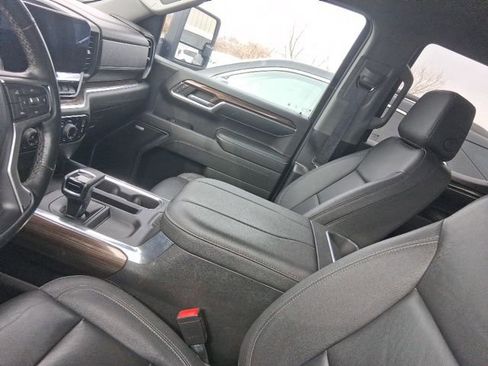 Used 2023 Chevrolet Silverado 1500 RST w/ Convenience Package II AWD/4WD image 16