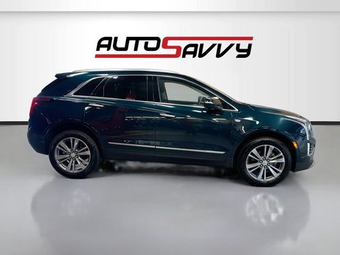 Used 2025 Cadillac XT5 Premium Luxury w/ LPO, Floor Liner Package AWD/4WD image 8