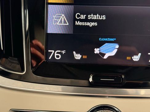 Used 2019 Volvo S60 T6 Momentum image 30