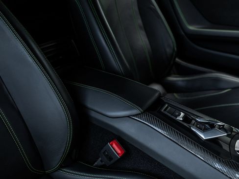 Used 2015 Lamborghini Huracan LP 610-4 AWD/4WD image 23