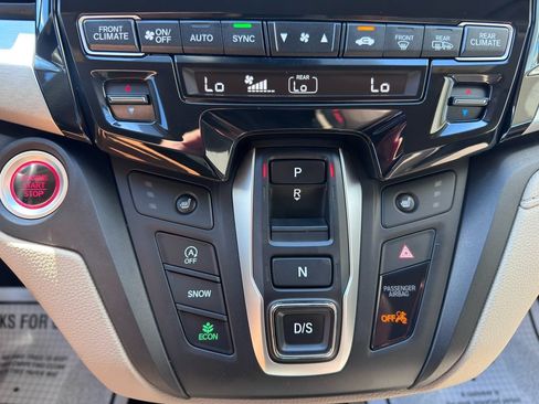 Used 2024 Honda Odyssey EX image 25