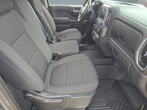 Used 2021 Chevrolet Silverado 1500 RST image 34