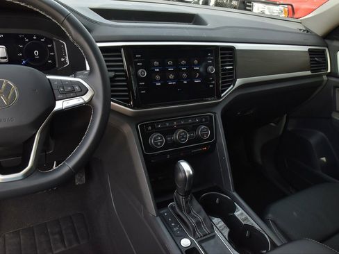 Used 2022 Volkswagen Atlas SE image 28
