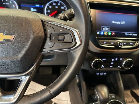 Used 2021 Chevrolet TrailBlazer ACTIV w/ Sun and Liftgate Package image 12