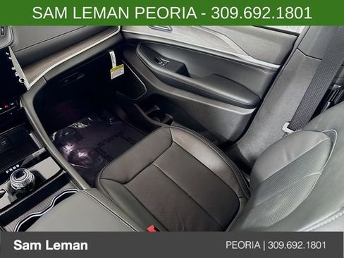 New 2026 Jeep Grand Cherokee L Limited image 24