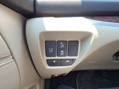Used 2020 Acura TLX FWD image 18