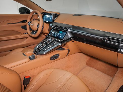 New 2026 Aston Martin V8 Vantage Coupe image 15