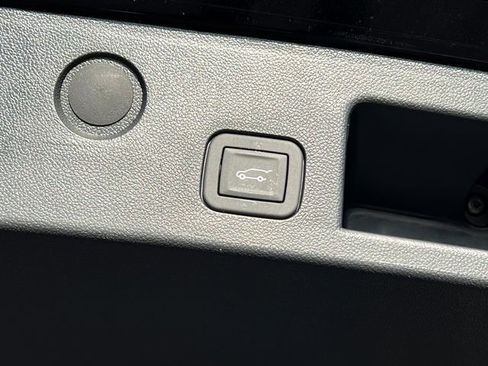 New 2026 Chevrolet Equinox RS w/ Convenience Package III image 37