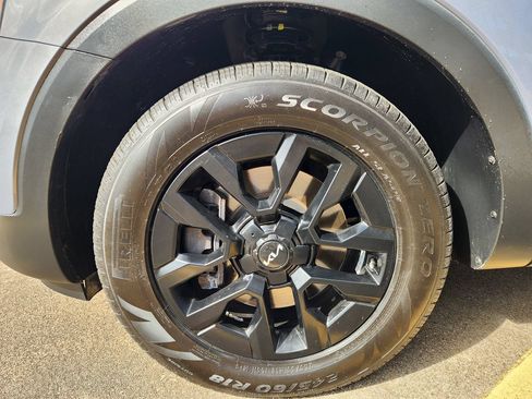 Used 2024 Kia Telluride EX X-Line AWD/4WD image 17