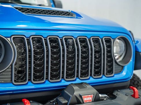 New 2026 Jeep Wrangler Unlimited Rubicon AWD/4WD image 10