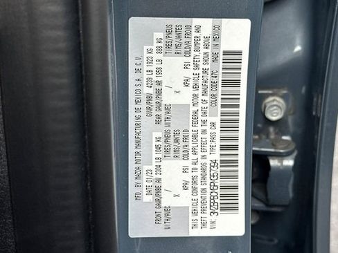 Used 2023 MAZDA MAZDA3 s image 34