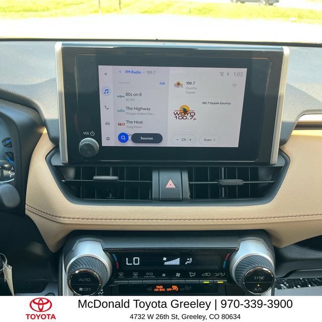Used 2023 Toyota RAV4 LE AWD/4WD image 6
