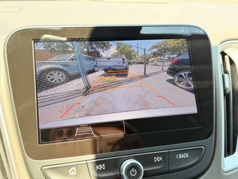 Used 2024 Chevrolet Malibu LS w/ Driver Confidence Package FWD image 11
