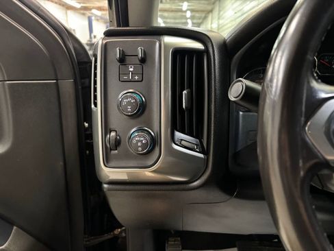 Used 2018 Chevrolet Silverado 1500 LT w/ All Star Edition AWD/4WD image 16