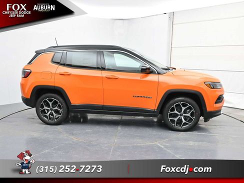 New 2026 Jeep Compass Limited image 13