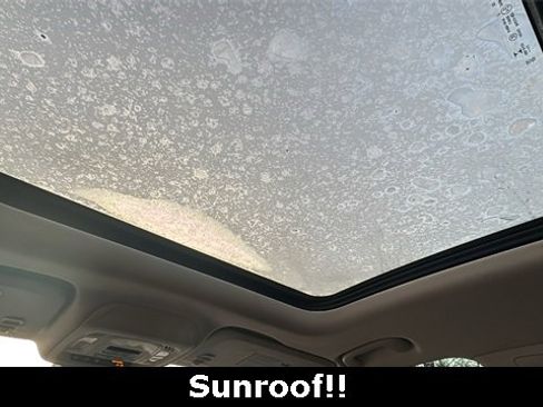 Used 2021 Buick Envision Essence w/ Sport Touring Package image 5