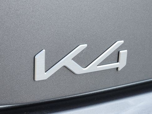 Used 2025 Kia K4 LXS image 13