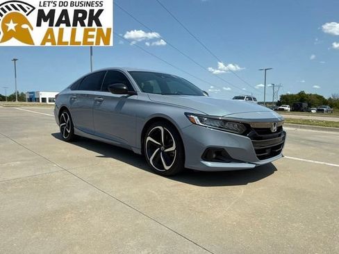 Used 2022 Honda Accord Sport image 1