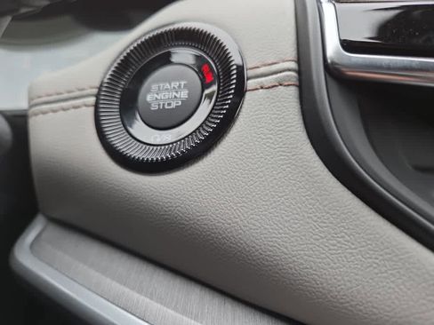 New 2026 Jeep Compass Limited image 30